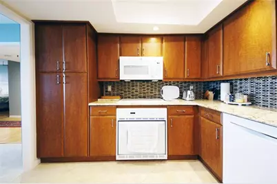 2480  Presidential Way, Unit #1903, West Palm Beach, FL 33401 - Photo 14