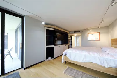 2480  Presidential Way, Unit #1903, West Palm Beach, FL 33401 - Photo 28