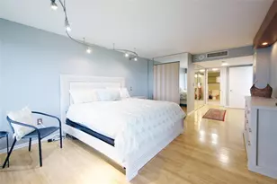 2480 Presidential Way, West Palm Beach, FL 33401 - Photo 20