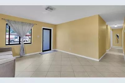 2870 NW 22 Street, Fort Lauderdale, FL 33311 - Photo 8