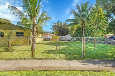 2870 NW 22 Street, Fort Lauderdale, FL 33311 - Photo 38