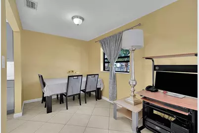 2870 NW 22 Street, Fort Lauderdale, FL 33311 - Photo 30