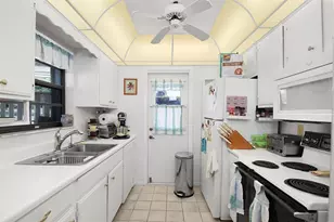 5277 SE Sea Island Way, Stuart, FL 34997 - Photo 10