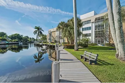 3000 NE 16th Ave, Unit #305, Oakland Park, FL 33334 - Photo 18