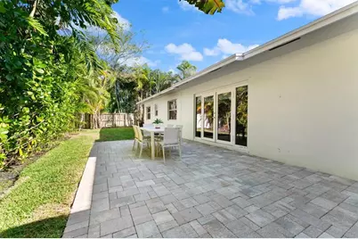 3203  Dover Rd, Pompano Beach, FL 33062 - Photo 30