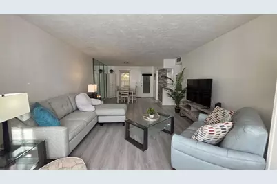 2831  Somerset Dr, Unit #105, Lauderdale Lakes, FL 33311 - Photo 10