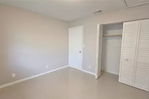 416 Lakeside Dr, Margate, FL 33063 - Photo 12