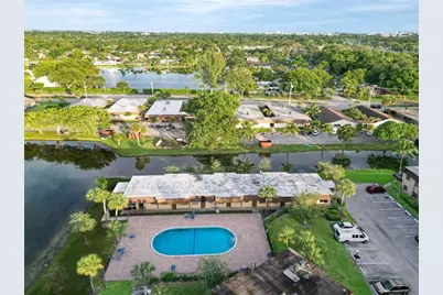 416  Lakeside Dr, Unit #129, Margate, FL 33063 - Photo 26