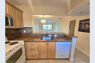 3531 NW 50th Ave, Unit #609, Lauderdale Lakes, FL 33319 - Photo 10