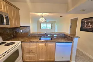 3531 NW 50th Ave, Lauderdale Lakes, FL 33319 - Photo 10