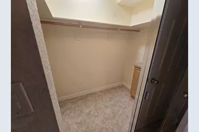 3531 NW 50th Ave, Unit #609, Lauderdale Lakes, FL 33319 - Photo 4