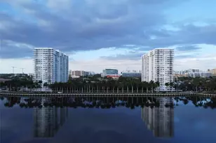 2801 NE 183rd St, Aventura, FL 33160 - Photo 30