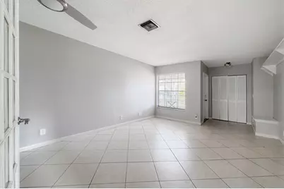 2857 NE 2nd Ave, Boca Raton, FL 33431 - Photo 2
