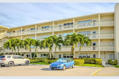 3016  Cambridge A, Unit #3016, Deerfield Beach, FL 33442 - Photo 2