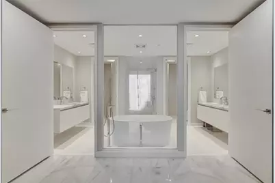 700 NE 26th Ter, Unit #4702, Miami, FL 33137 - Photo 20