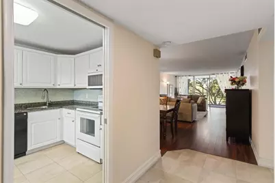 4015 W Palm Aire Dr, Unit #304, Pompano Beach, FL 33069 - Photo 4