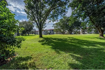 8901 S Hollybrook Blvd, Unit #201, Pembroke Pines, FL 33025 - Photo 16