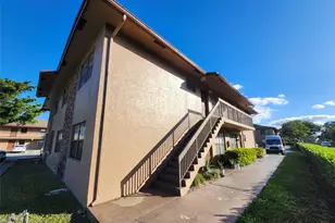 10004 Winding Lake Rd, Sunrise, FL 33351 - Photo 2