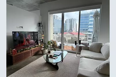 313 NE 2nd St, Unit #703, Fort Lauderdale, FL 33301 - Photo 6