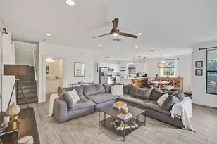 233 NE 11th St, Fort Lauderdale, FL 33304 - Photo 10