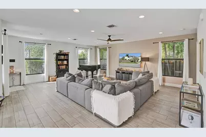 233 NE 11th St, Unit #233, Fort Lauderdale, FL 33304 - Photo 8