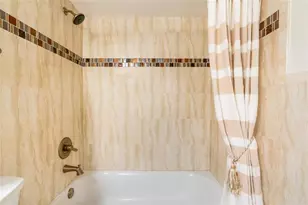 7920 NW 11th Ct, Plantation, FL 33322 - Photo 14