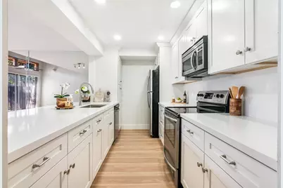 7920 NW 11th Ct, Plantation, FL 33322 - Photo 2