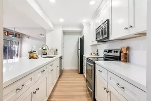 7920 NW 11th Ct, Plantation, FL 33322 - Photo 2