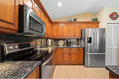 690  Fox Creek Ct, Weston, FL 33327 - Photo 14