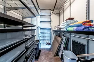 1831 NE 38th St, Fort Lauderdale, FL 33308 - Photo 14