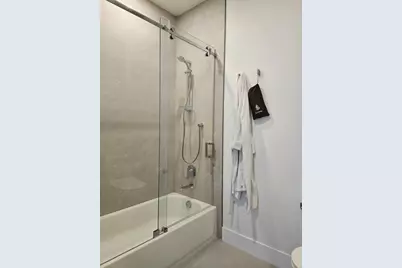 2275 SE 7th St, Pompano Beach, FL 33062 - Photo 14