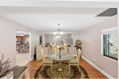 11060  Lakeview Dr, Coral Springs, FL 33071 - Photo 12