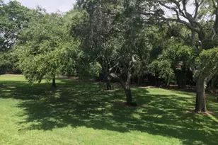 2069 Oakridge F, Deerfield Beach, FL 33442 - Photo 32