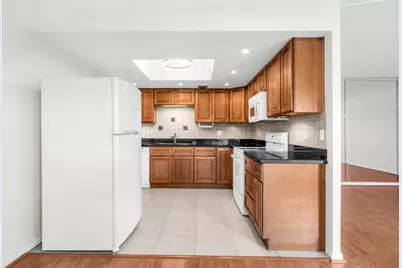 2069 Oakridge F #2069, Deerfield Beach, FL 33442 - Photo 6