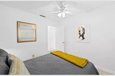 409 NW 27th St, Wilton Manors, FL 33311 - Photo 16