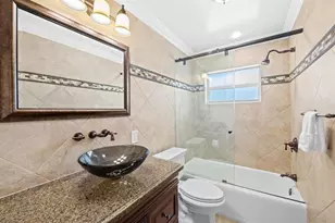 409 NW 27th St, Wilton Manors, FL 33311 - Photo 14