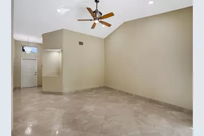 8452 NW 47th St, Coral Springs, FL 33067 - Photo 10