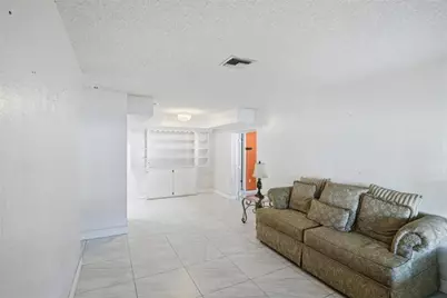 1320 NW 86th St, Miami, FL 33147 - Photo 10