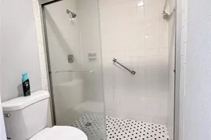 9355 Wedgewood Dr, Tamarac, FL 33321 - Photo 20