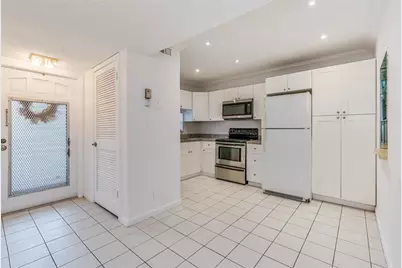 8940 S Hollybrook Boulevard #307, Pembroke Pines, FL 33025 - Photo 1