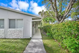 2118 N 14th Ave, Dania Beach, FL 33020 - Photo 4