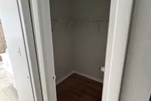 3417 NW 44th St, Oakland Park, FL 33309 - Photo 10