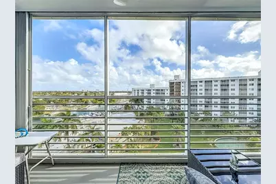 2731 NE 14th Street Cswy, Unit #812, Pompano Beach, FL 33062 - Photo 4