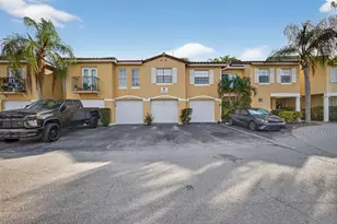 1040 Lake Shore Dr, Lake Park, FL 33403 - Photo 2