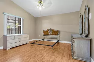 3201 W 76th St, Hialeah, FL 33018 - Photo 26