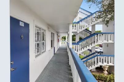 2117  Newport U, Unit #2117, Deerfield Beach, FL 33442 - Photo 4
