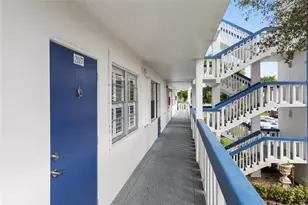 2117 Newport U, Deerfield Beach, FL 33442 - Photo 4