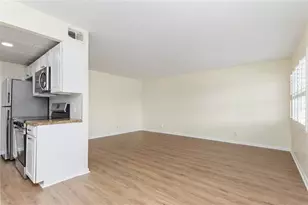 2117 Newport U, Deerfield Beach, FL 33442 - Photo 12