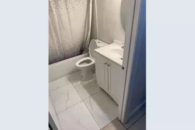 3441 NW 44th St, Unit #203, Oakland Park, FL 33309 - Photo 2