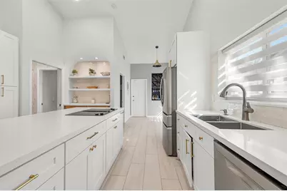 1611 NW 101st Way, Plantation, FL 33322 - Photo 8